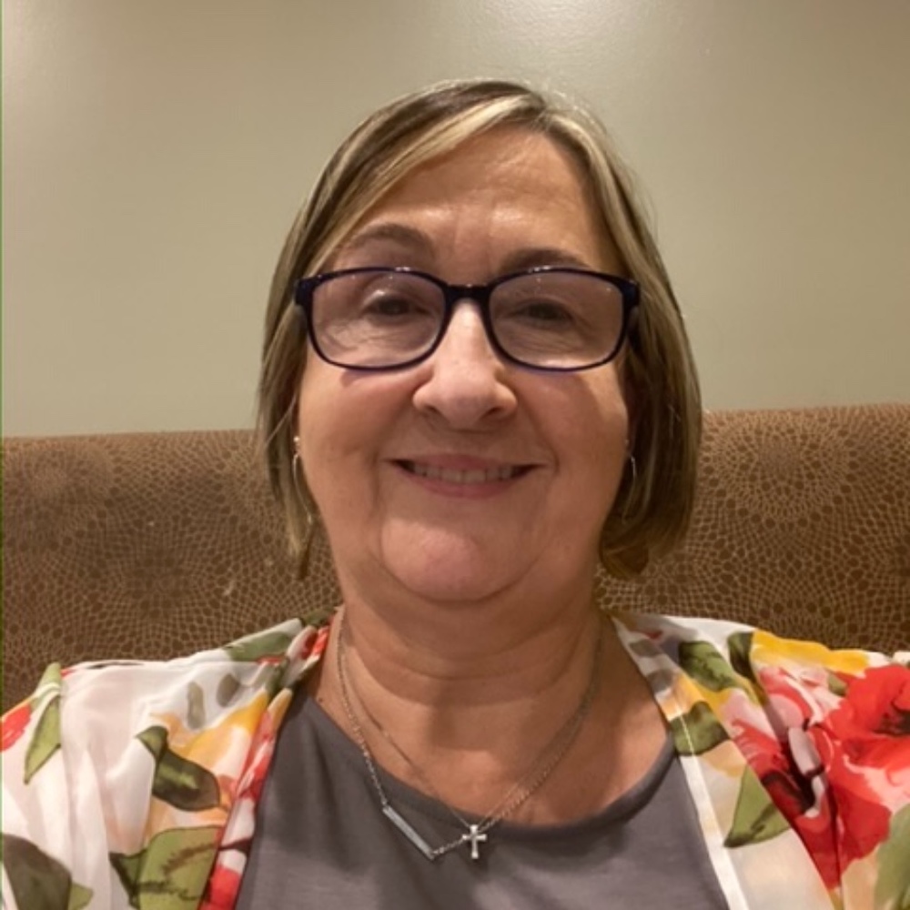 Meet your Posher, Gina